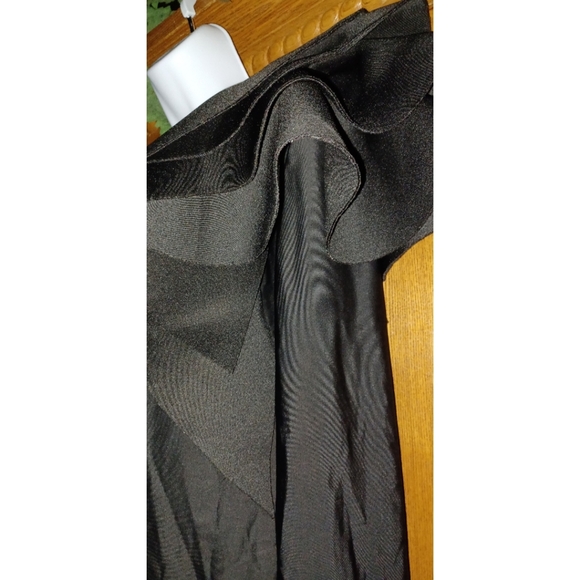 ESY Studio EY |  Black Tiered Flutter Shoulder Detail Long-Sleeve Top - Picture 9 of 16